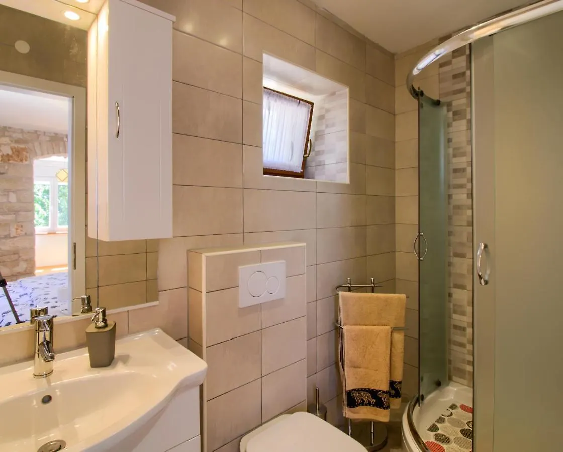 Villa Taki With Private Pool Near Rovinj Kanfanar Croácia